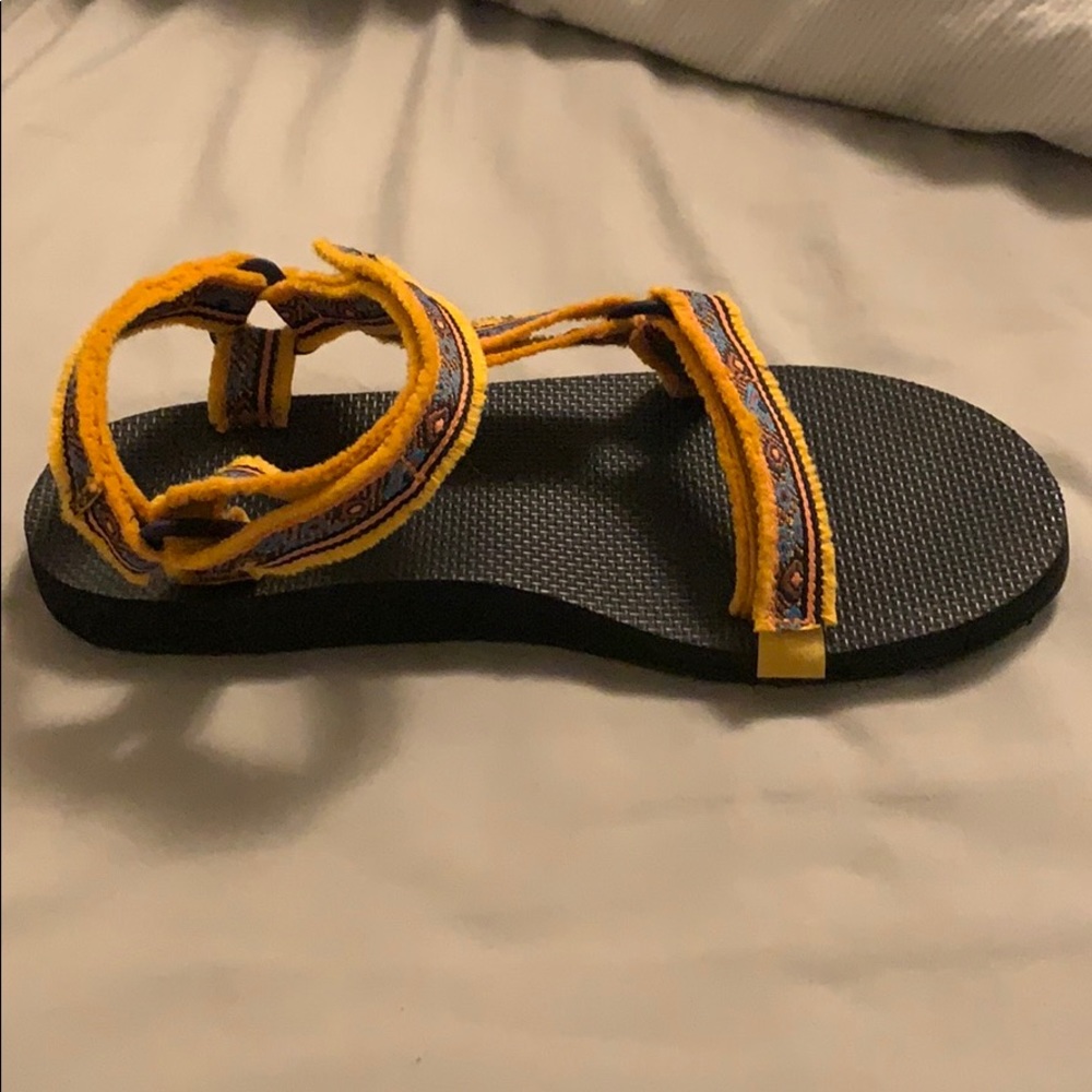 TEVA Maressa Sunflower Multicolored Sandals